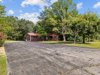 483 Powers Blvd, Waverly, TN, 37185