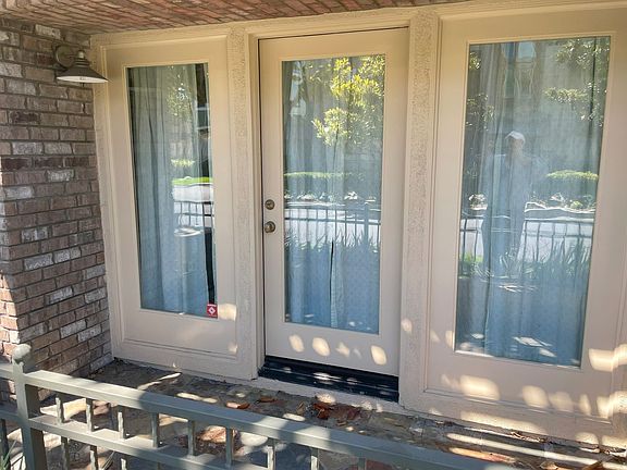 5th image of 282 Tustin Field Dr