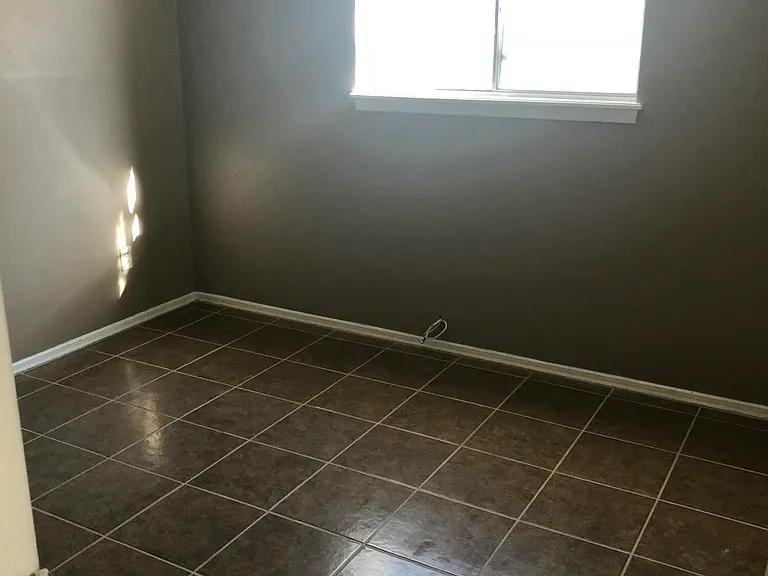 8614 Mettler Dr — Photo 6