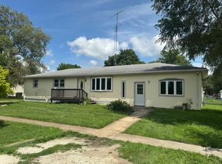 255 N Main St, Clifton, IL 60927