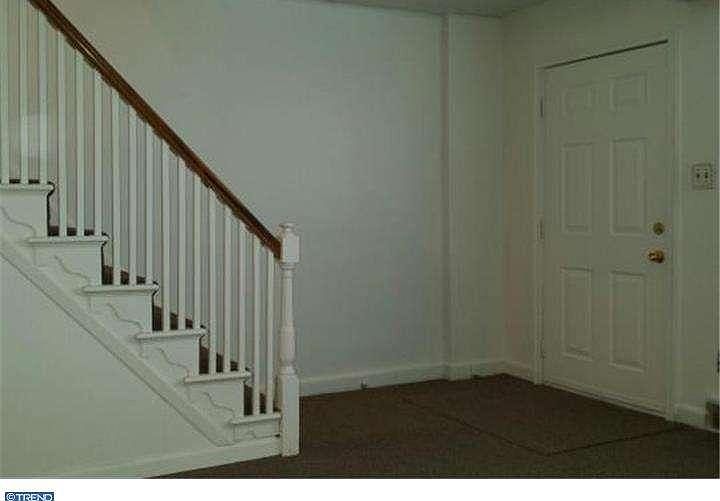 2nd image of 5455 Erdrick St