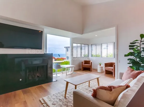 222 4th St, Del Mar, CA 92014