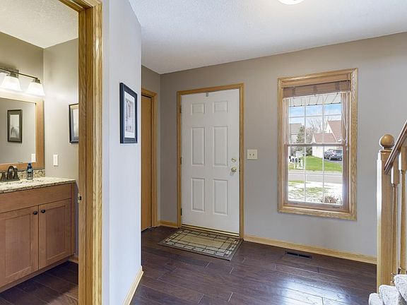 3rd image of 1785 Bromley Dr
