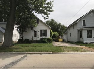 910 E 3rd St, Lakeside Marblehead, OH 43452