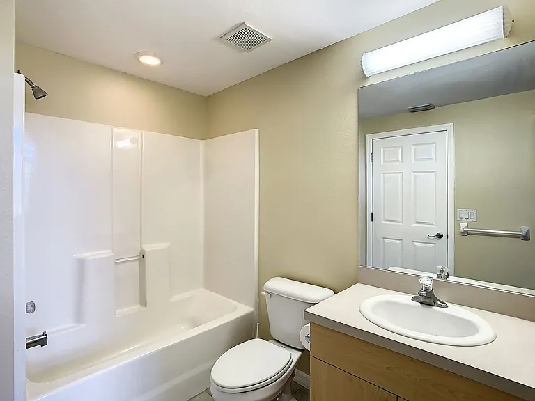 1196 Rio De Janeiro Ave #206F — Photo 24