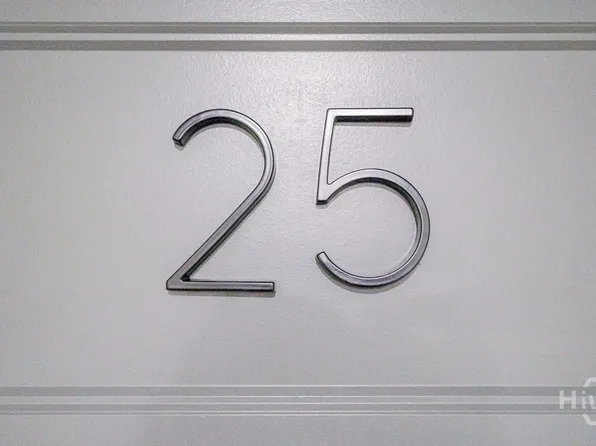 34 Depot St #25, Hartwell, GA 30643