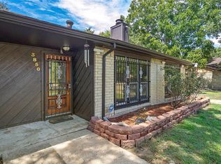3850 Westmeadow Dr, Houston, TX 77082