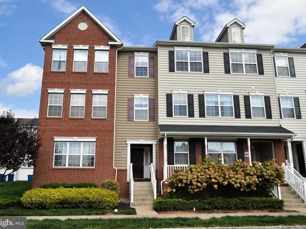 3020 Goshen Dr #M91, Pennsburg, PA 18073