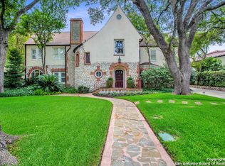 226 Park Hill Dr, Olmos Park, TX 78212