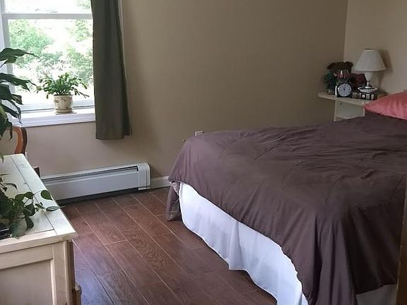 5th image of 53 Dutch St APT 1