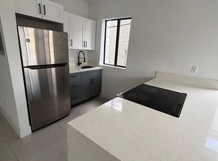 1144 SW 4th St APT 5, Miami, FL 33130