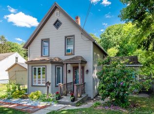 449 Hamilton Ave, Norwich, CT 06360