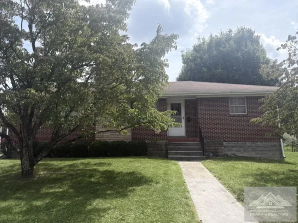 405 East Dr, Princeton, WV 24740