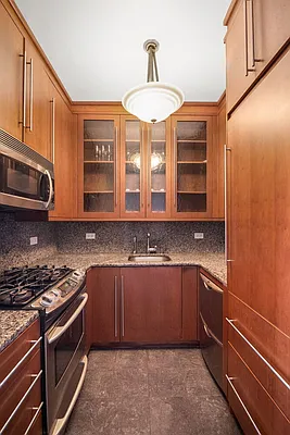 Rented by Compass | media 12