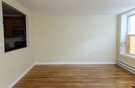 4th image of 3204 Hull Ave