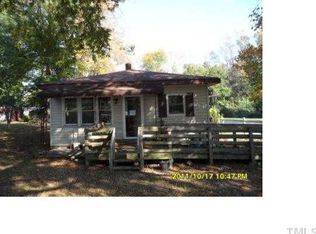 2425 Anacosta St, Durham, NC 27707