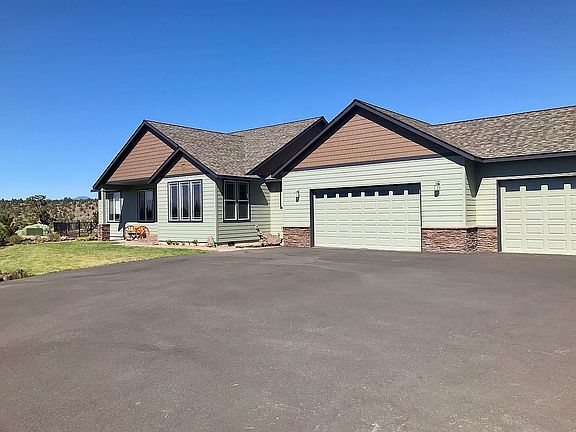 3 car garage