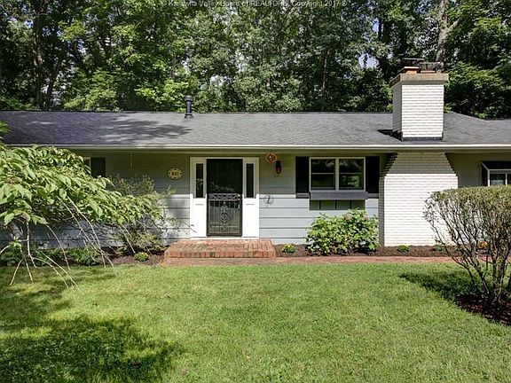 5th image of 1643 Woodvale Dr