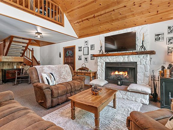2nd image of 841 Cottage Grove Rd