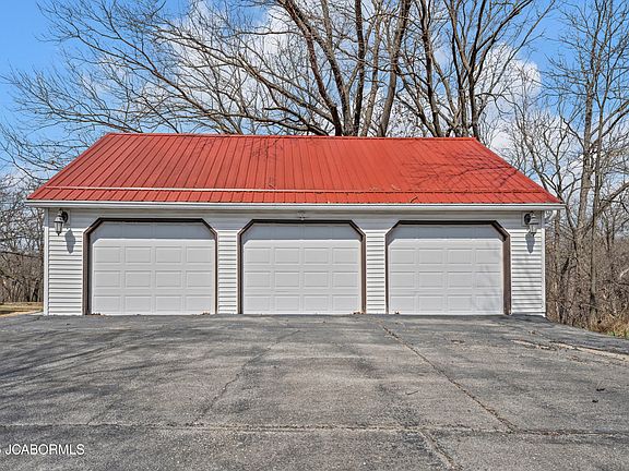 3rd image of 2441 County Road 4032