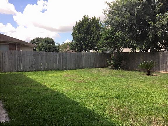 4th image of 5915 W Harrow Dr