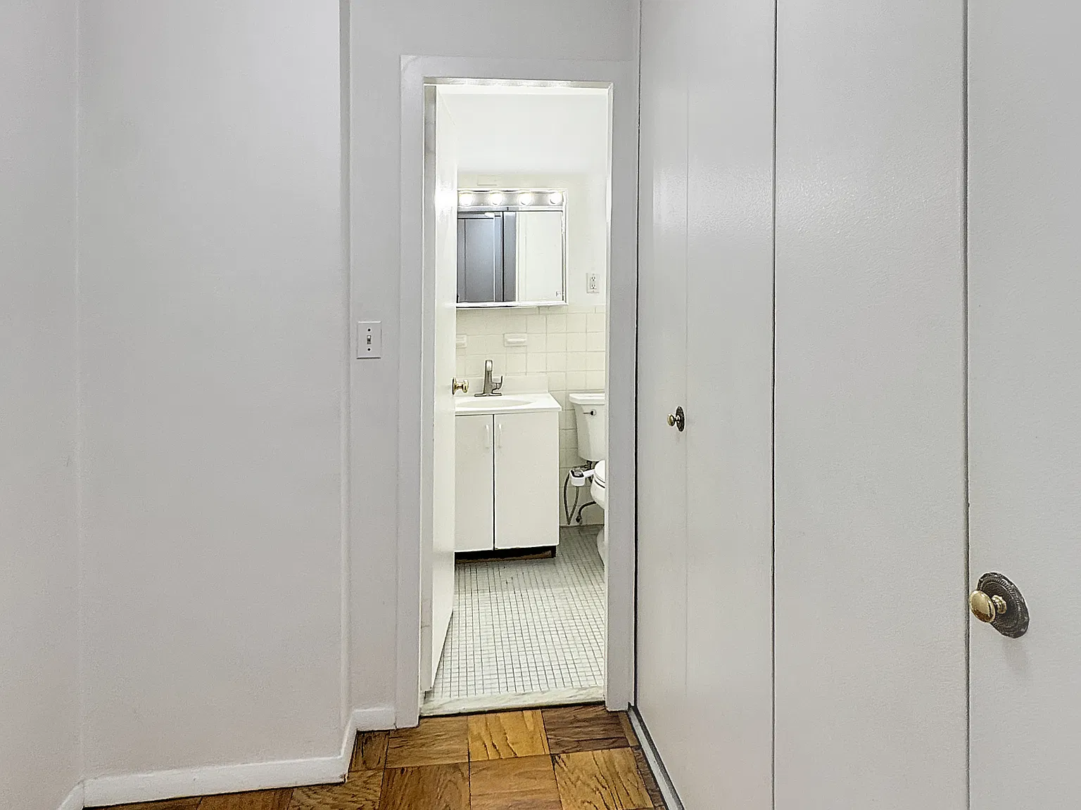 Studio, 542 sqft, $2,500 — Photo 4