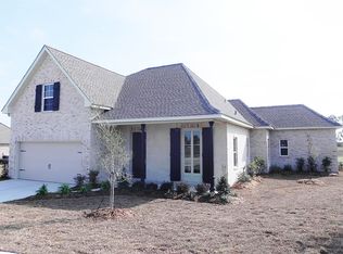 102 Grand Champions Ln, Slidell, LA 70458
