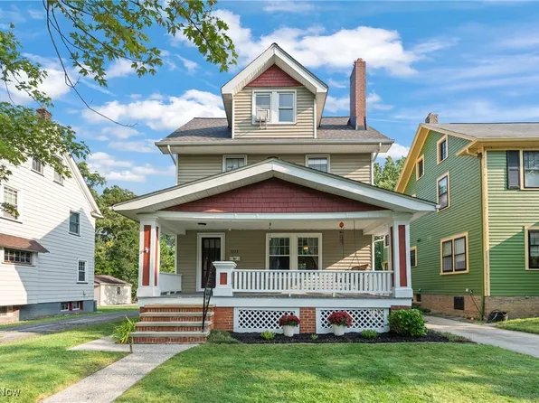 3277 E Scarborough Rd, Cleveland Heights, OH 44118