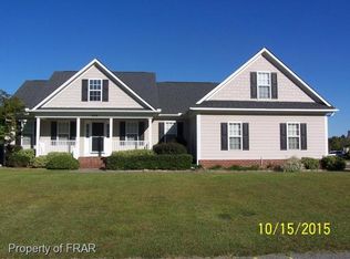 476 Thorncliff Dr, Raeford, NC 28376