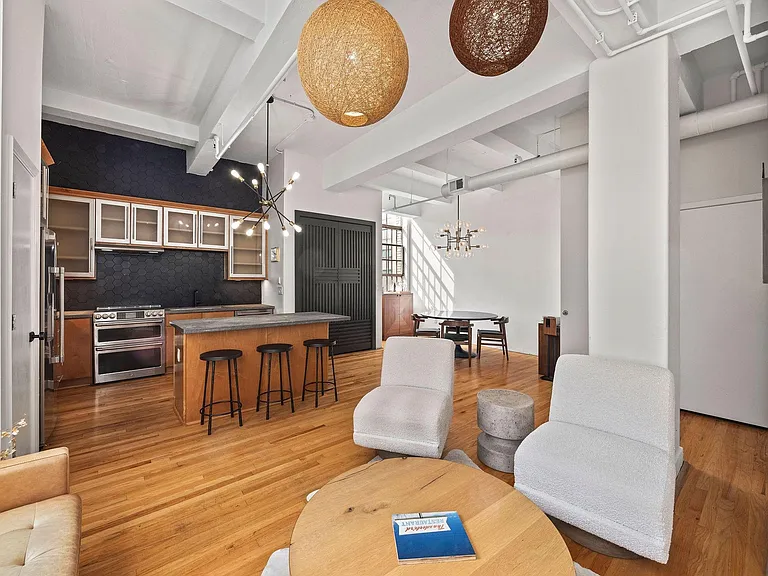 705 Main St #516 — Photo 4