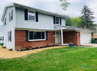 600 Orchard View Dr, Maumee, OH 43537