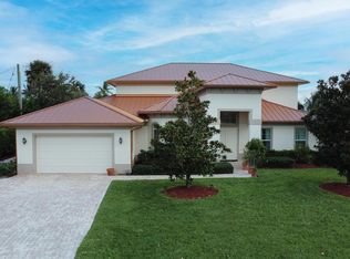 8574 SE Banyan Tree St, Hobe Sound, FL 33455