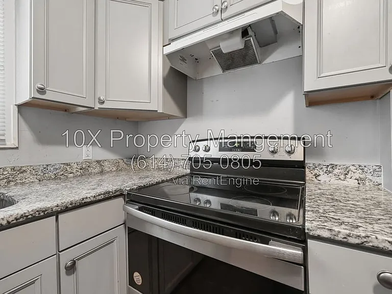 1088 Siebert St #1090 — Photo 20