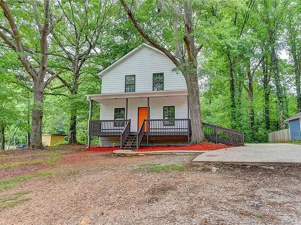 506 McWilliams Rd SE