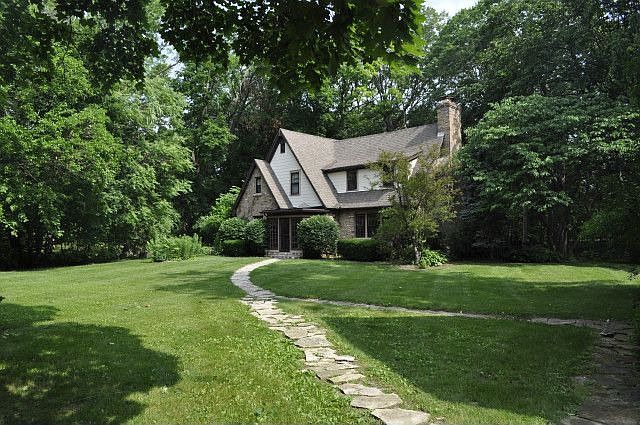 1st image of 10638 W Circle Dr