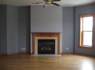 4041 N Sheridan Rd #2, Chicago, IL 60613