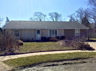 801 Macarthur Ct, Urbana, IL