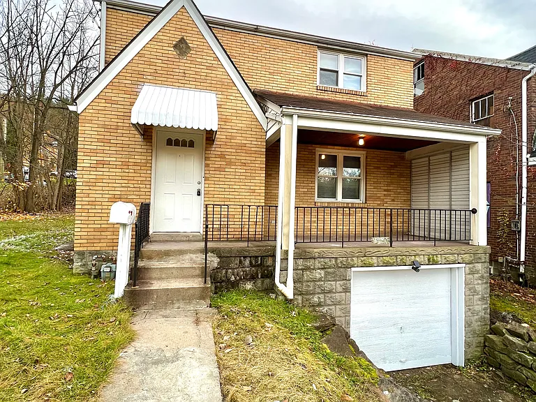 1920 Wright St — Photo 1