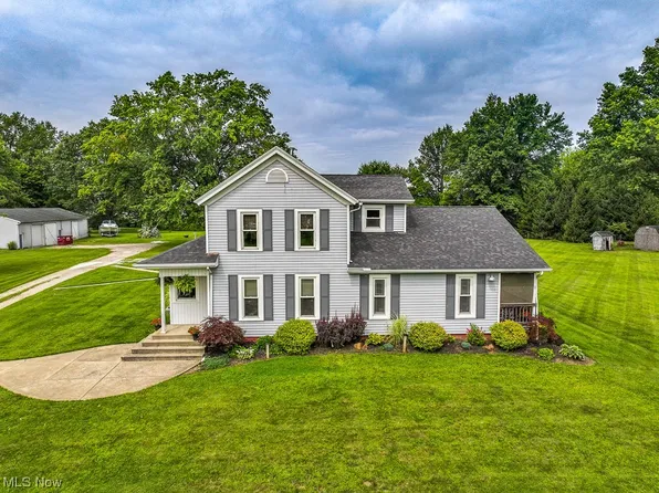 1540 Dock Rd, Madison, OH 44057