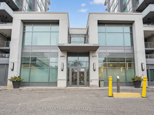 325 S Park Rd N #519, Markham, ON L3T 0B3