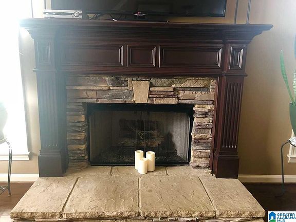 4th image of 5829 Marchester Cir