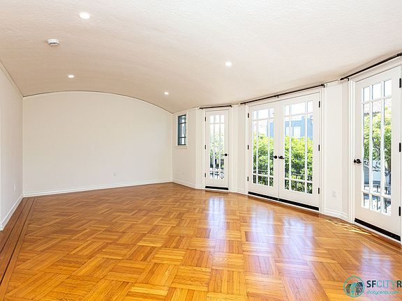 4th image of 3427 Divisadero St