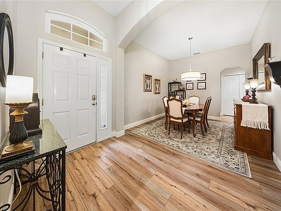 2nd image of 2530 ARROWPOINTE DRIVE