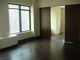 Rented by La Seven Inc.