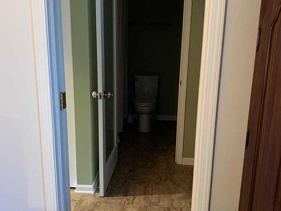 5th image of 214 Lochcarren Ct APT A