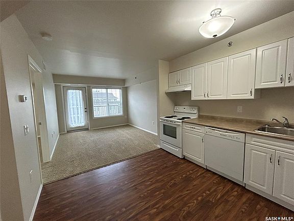 2nd image of UNIT 426-601 110th AVENUE
