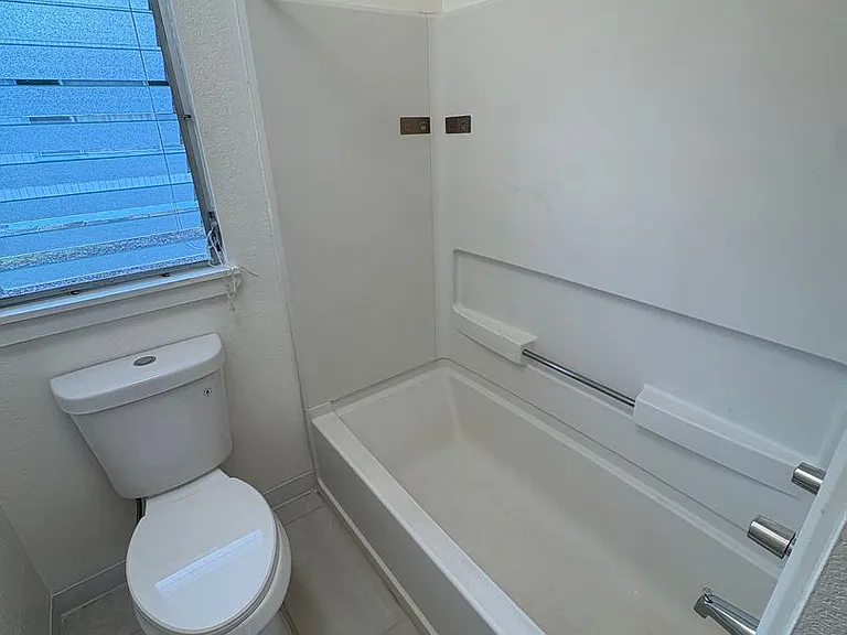105 Kekela St — Photo 12