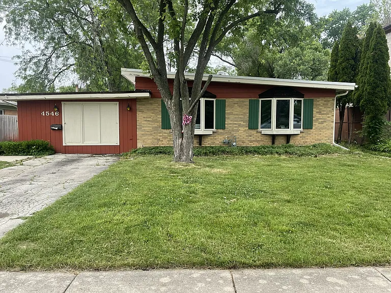 4546 Lilac Ave — Photo 1