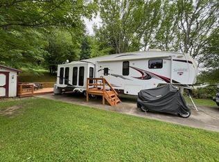 425 Conley Creek Cir, Blairsville, GA 30512