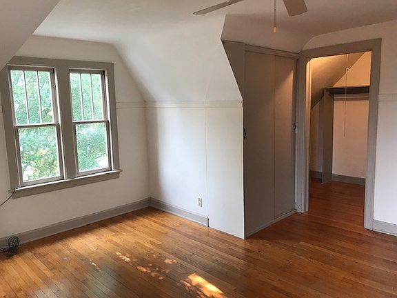 3rd image of 294 Cherry St